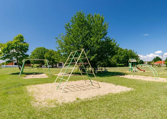 בית נופש Duetto By Interhome